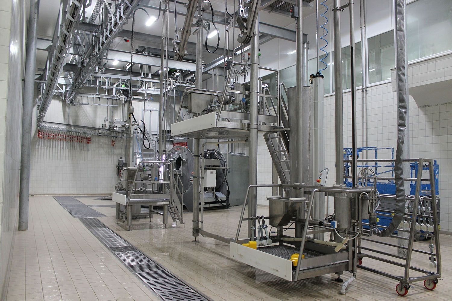 MACHINERY FOR SLAUGHTER HOUSE